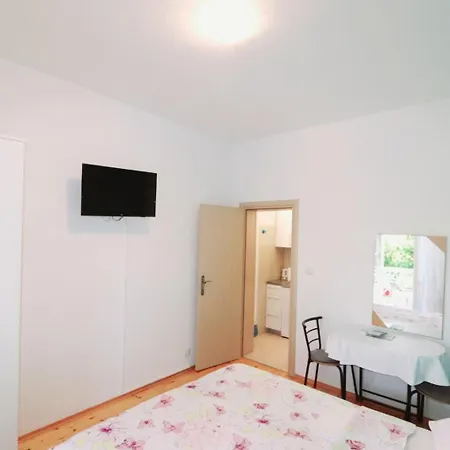 Apartman 2 S 1 Spavacom Sobom *